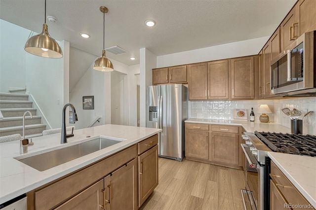 8673 Middle Fork Street, Littleton, CO 80125