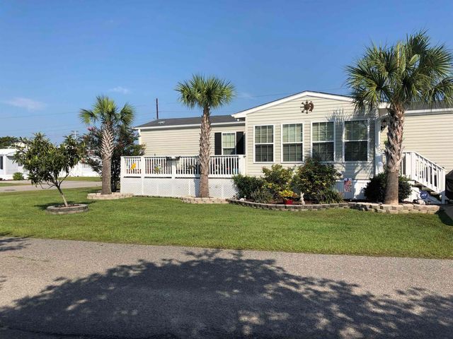 709 Parkway Dr., North Myrtle Beach, SC 29582