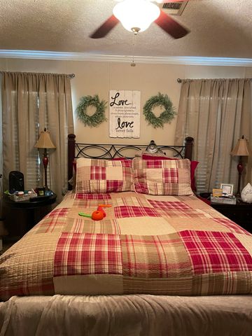 709 Parkway Dr., North Myrtle Beach, SC 29582