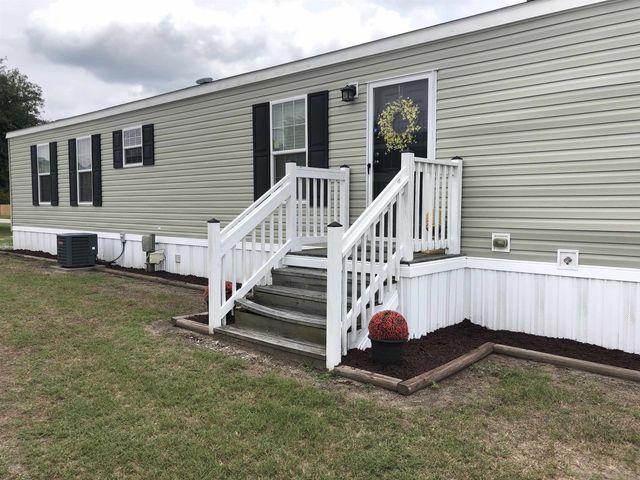 709 Parkway Dr., North Myrtle Beach, SC 29582