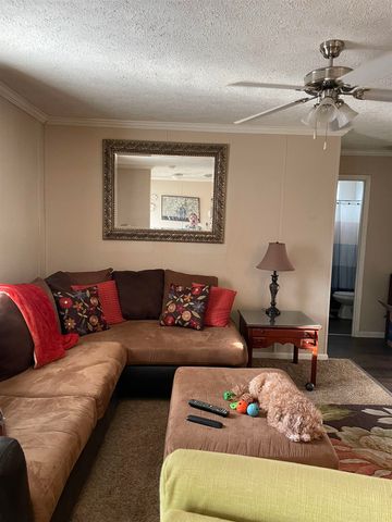 709 Parkway Dr., North Myrtle Beach, SC 29582