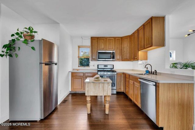 4 Pirate Drive, Waretown, NJ 08758