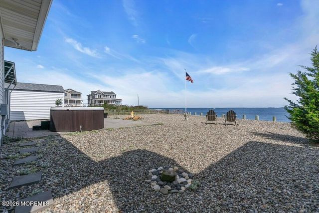 4 Pirate Drive, Waretown, NJ 08758