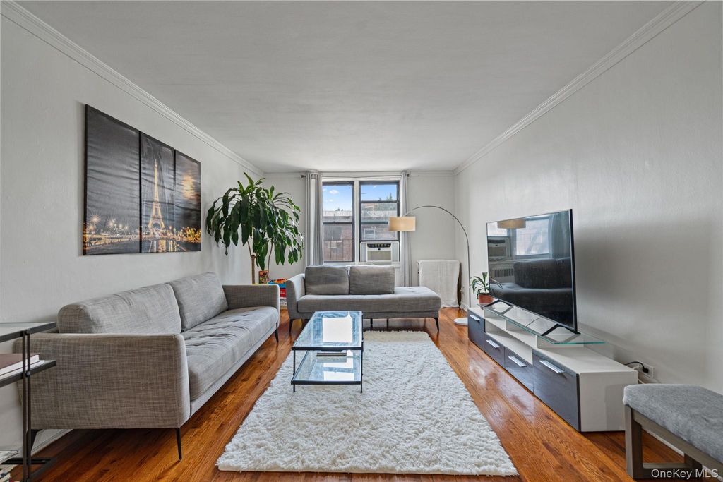 67-30 Dartmouth Street 2-H, Forest Hills, NY 11375 — photo 2