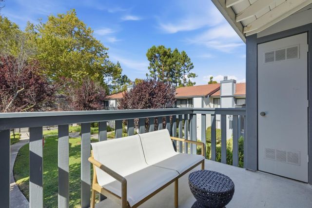 168 Granada Drive, Mountain View, CA 94043