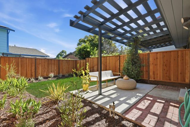 168 Granada Drive, Mountain View, CA 94043