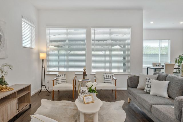 1652 Andromeda Ct, Lathrop, CA 95330