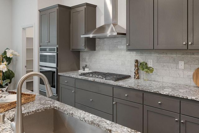 1652 Andromeda Ct, Lathrop, CA 95330