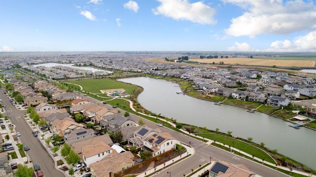 1652 Andromeda Ct, Lathrop, CA 95330