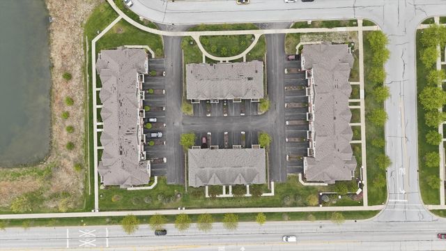 15317 Sheffield Square Parkway, Orland Park, IL 60462
