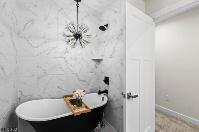 18 Mountain View Ln, Mansfield Twp., NJ 07865