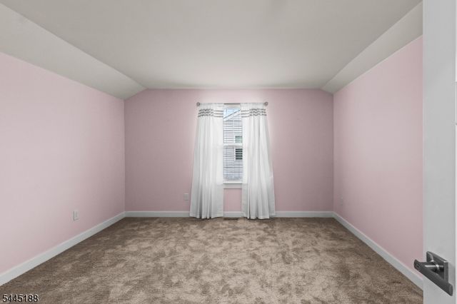 18 Mountain View Ln, Mansfield Twp., NJ 07865