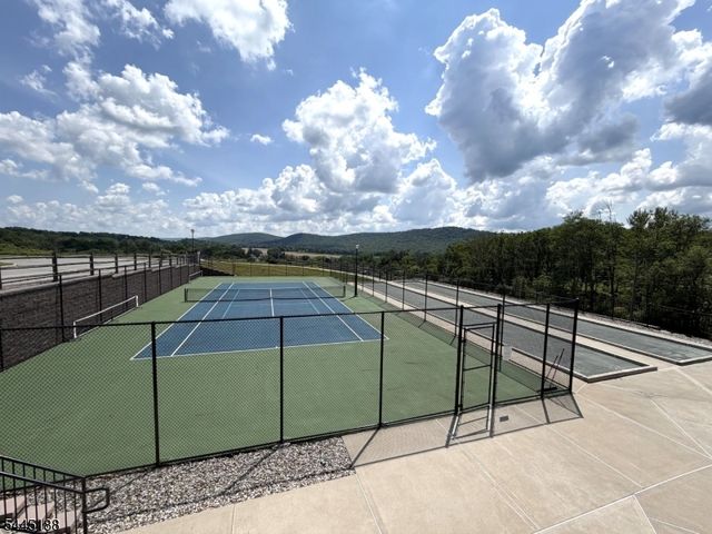 18 Mountain View Ln, Mansfield Twp., NJ 07865