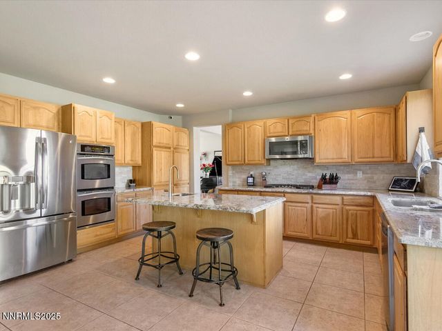 7284 Glenmore Court, Reno, NV 89523