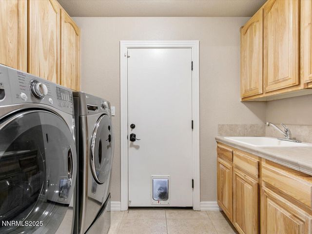 7284 Glenmore Court, Reno, NV 89523