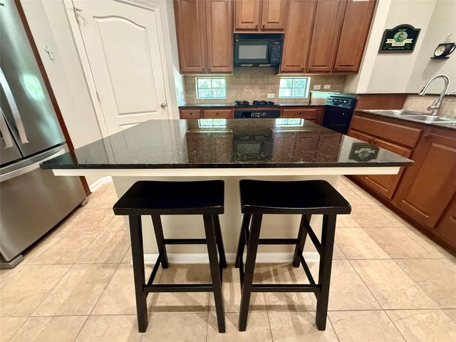 2415 Clippers Square, Houston, TX 77058
