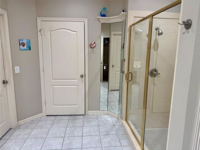 2415 Clippers Square, Houston, TX 77058