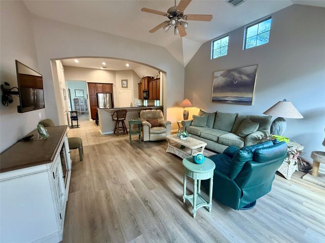 2415 Clippers Square, Houston, TX 77058