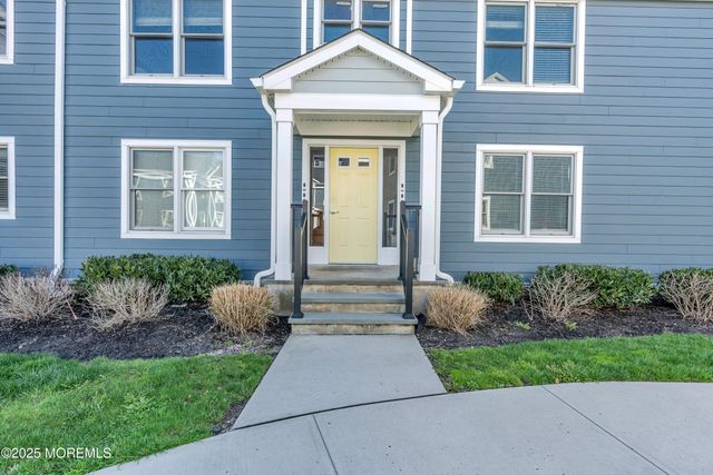 304 Deal Lake Drive 35, Asbury Park, NJ 07712