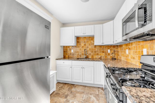 304 Deal Lake Drive 35, Asbury Park, NJ 07712