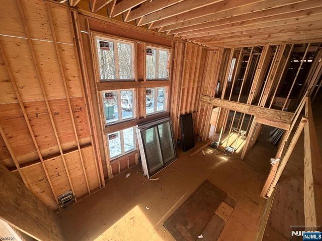 142 Diamond Hill Road, Berkeley Heights, NJ 07922