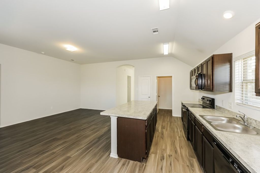 1814 Jasmine Drive, Lancaster, TX 75146