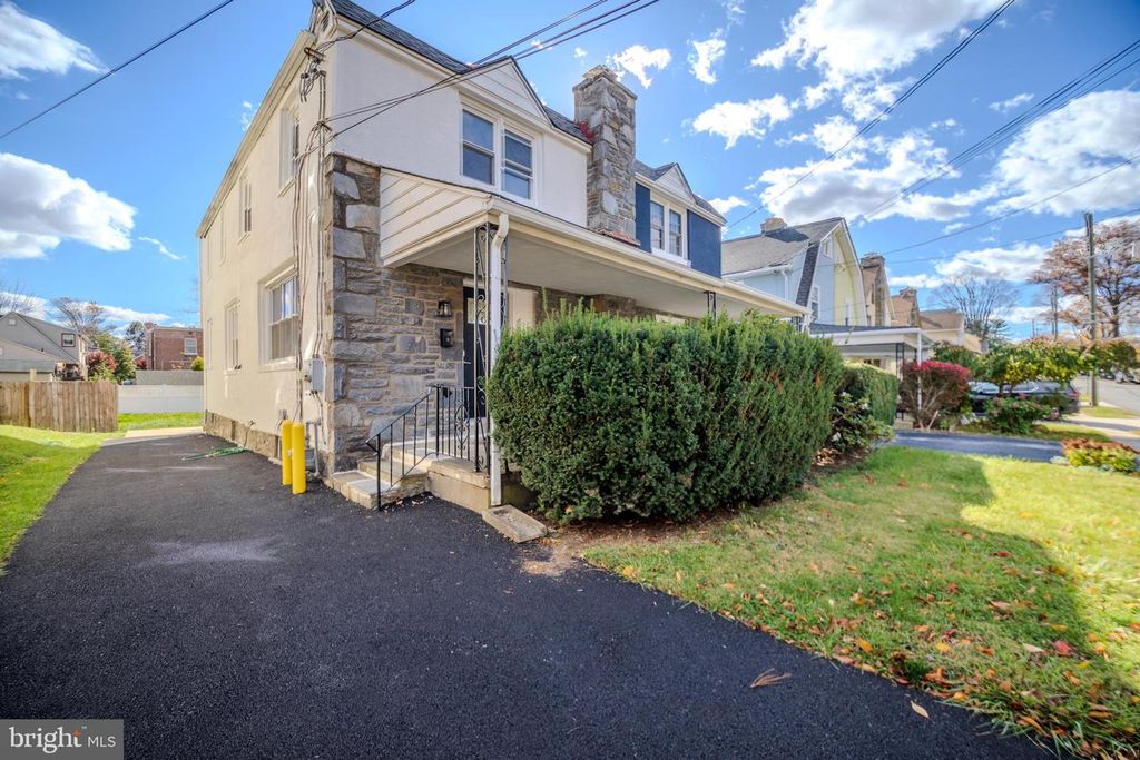 5 W TURNBULL AVE, Havertown, PA 19083