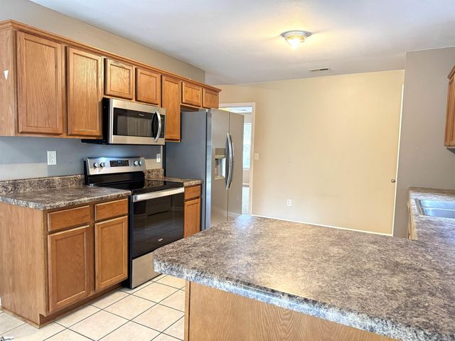 621 Chloe Faith Court, Duncan, SC 29334