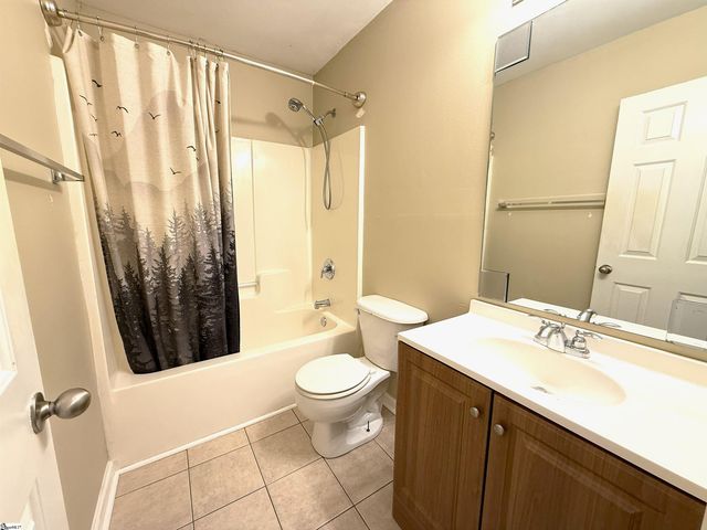 621 Chloe Faith Court, Duncan, SC 29334