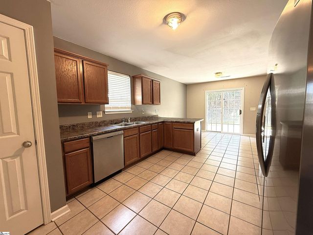 621 Chloe Faith Court, Duncan, SC 29334