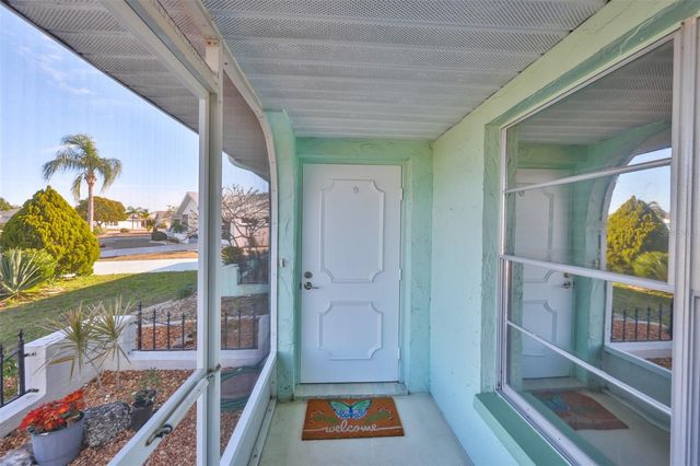 325 GREEN MANOR DRIVE, Sun City Center, FL 33573