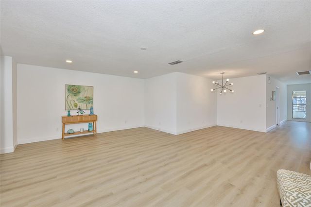 325 GREEN MANOR DRIVE, Sun City Center, FL 33573