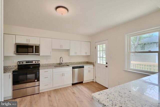 4504 E JOPPA RD, Perry Hall, MD 21128