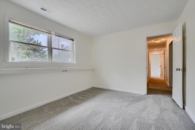 4504 E JOPPA RD, Perry Hall, MD 21128