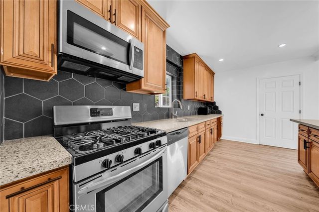 12145 Hatteras, Valley Village, CA 91607