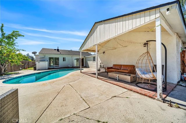 12145 Hatteras, Valley Village, CA 91607