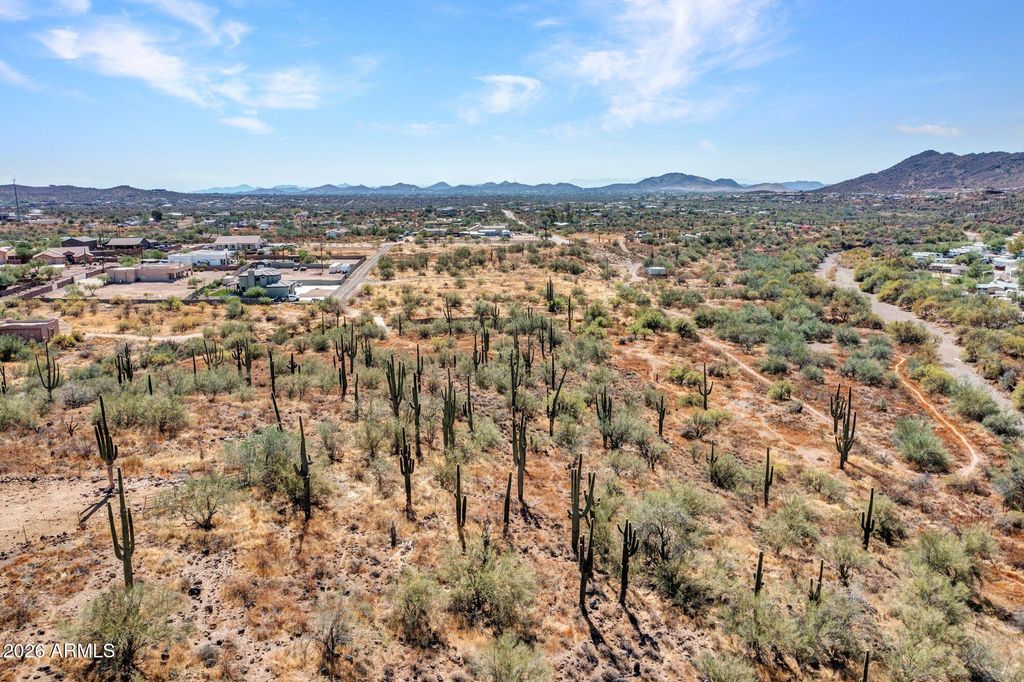 0 N 2nd Drive '-', New River, AZ 85087 — exterior