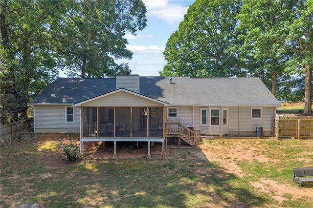 2960 Mobley Drive, Dacula, GA 30019