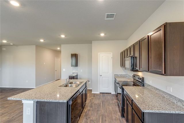 15201 Siberian Elm LN, Austin, TX 78724
