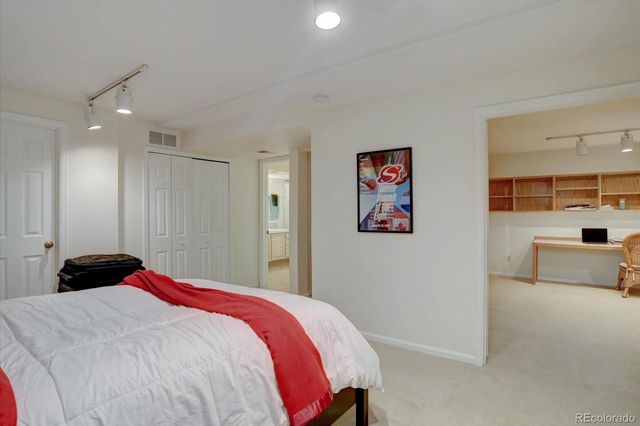 8860 Kachina Way, Lone Tree, CO 80124