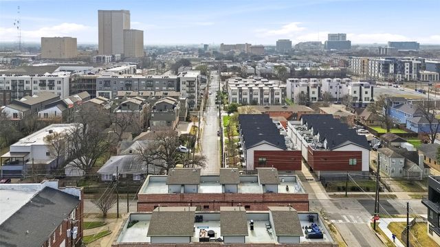 1900 Caddo Street 2, Dallas, TX 75204