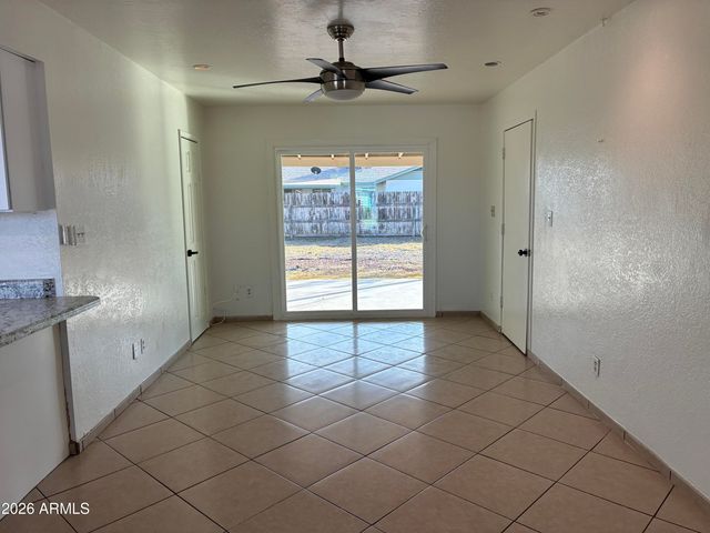 8819 W ROMA Avenue, Phoenix, AZ 85037