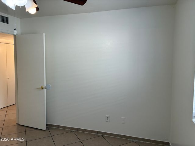 8819 W ROMA Avenue, Phoenix, AZ 85037