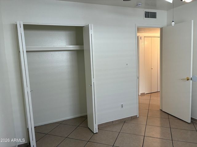 8819 W ROMA Avenue, Phoenix, AZ 85037