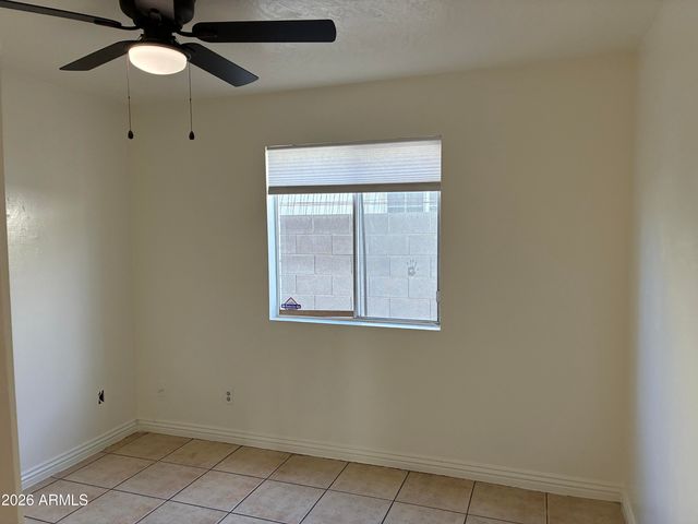 8819 W ROMA Avenue, Phoenix, AZ 85037