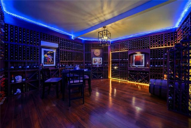 7214 N OLA AVENUE, Tampa, FL 33604