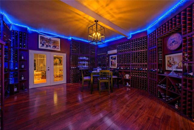 7214 N OLA AVENUE, Tampa, FL 33604