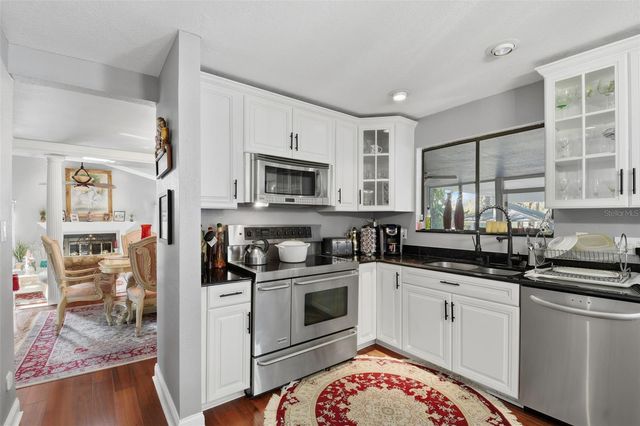 7214 N OLA AVENUE, Tampa, FL 33604