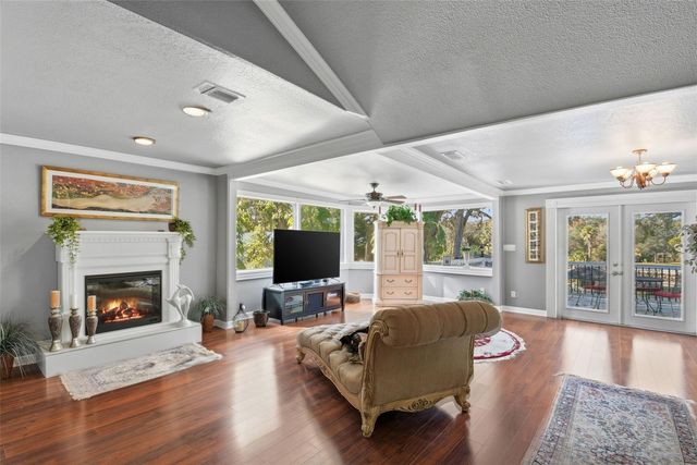 7214 N OLA AVENUE, Tampa, FL 33604