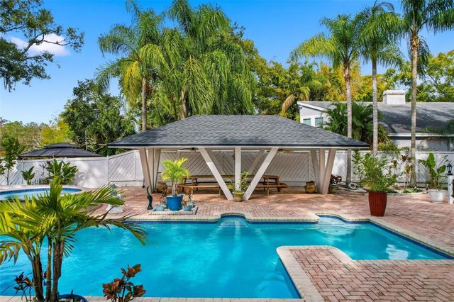 7214 N OLA AVENUE, Tampa, FL 33604